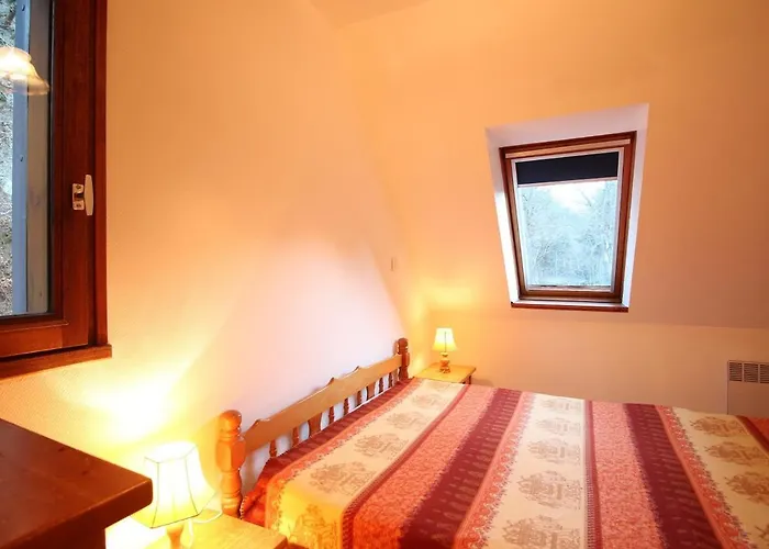 Duplex T3 Avec Terrasse Et Garage, Wifi, Pour 6 Personnes Au Mont-dore - Fr-1-608-72 Apartment *