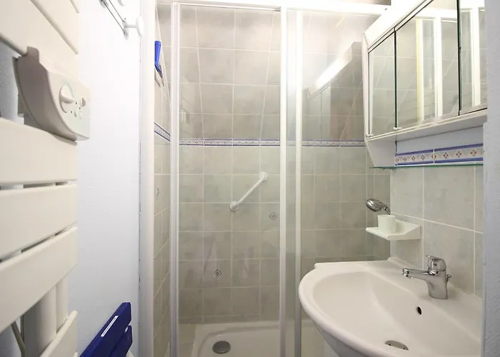 Apartment Duplex T3 Avec Terrasse Et Garage, Wifi, Pour 6 Personnes Au Mont-dore - Fr-1-608-72 Le Mont-Dore